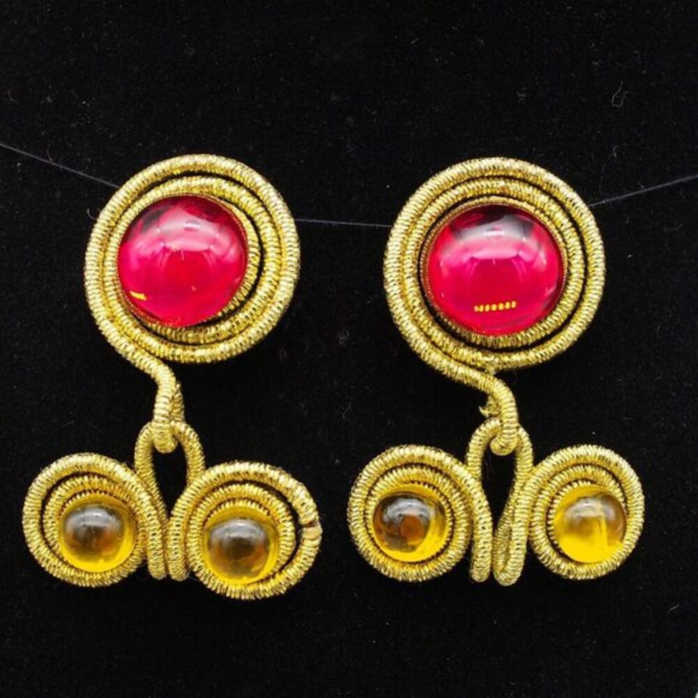 Vintage Clip-On Earrings‎